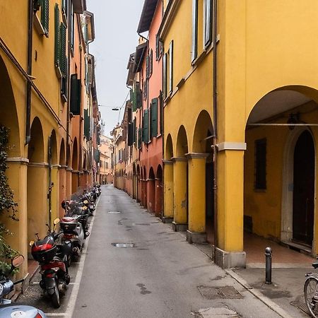 Sotto I Portici Di Bologna Apartment Exterior photo